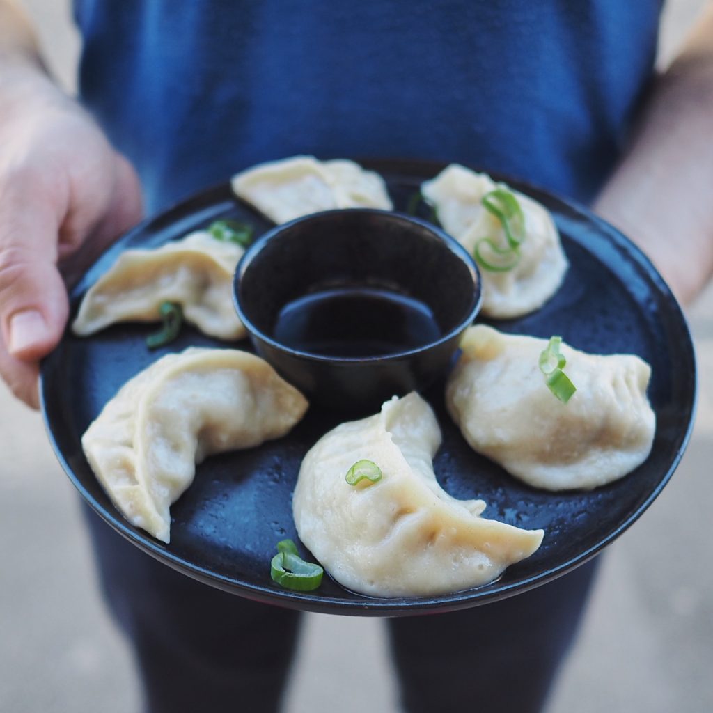Tenz Momos